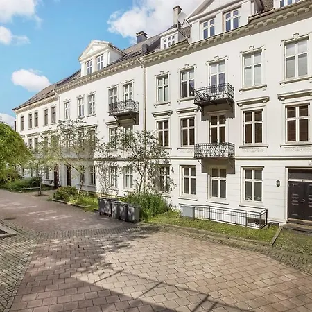 Modern In Centre Appartement